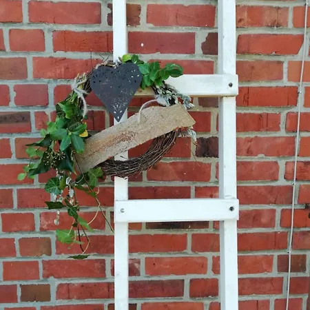 דירה Altes Pastorenhus By Interhome